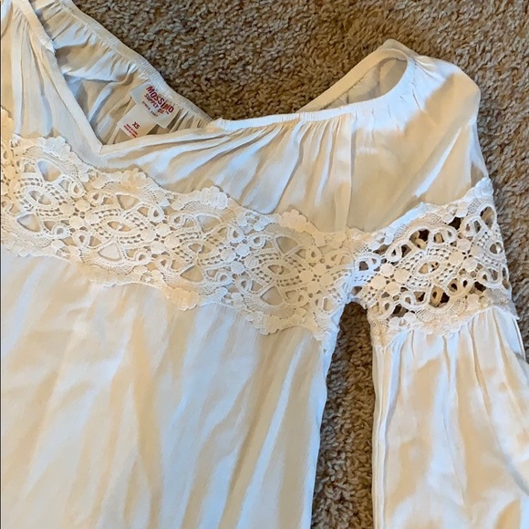 Shirt - Picture 4 of 6